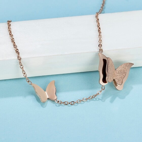 Rose Gold Butterfly Bracelet Des (1)